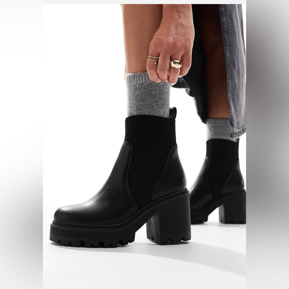 SEQWL Chunky Ankle Boots in Black - Brand New